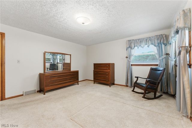 1304 E 2nd Street, Dover, OH 44622