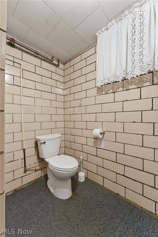1304 E 2nd Street, Dover, OH 44622