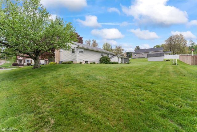 1304 E 2nd Street, Dover, OH 44622