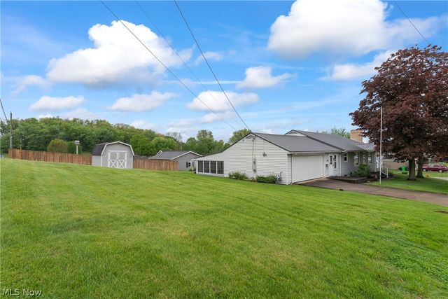 1304 E 2nd Street, Dover, OH 44622