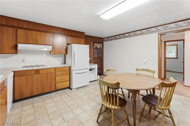 1304 E 2nd Street, Dover, OH 44622