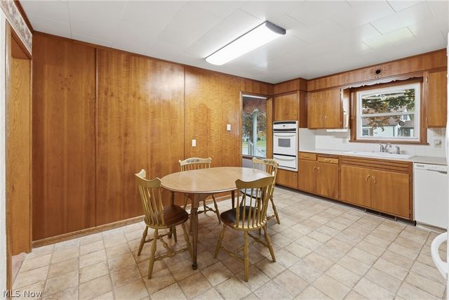 1304 E 2nd Street, Dover, OH 44622