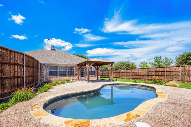9693 Fairmont Drive, Frisco, TX 75035