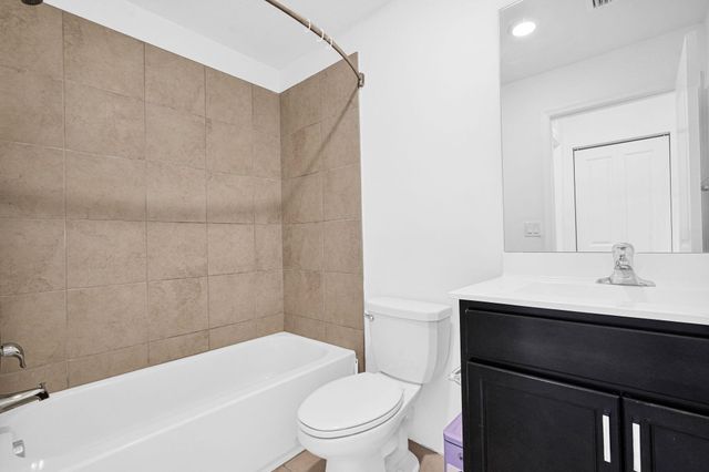 5045 Genove Place, Riviera Beach, FL 33410