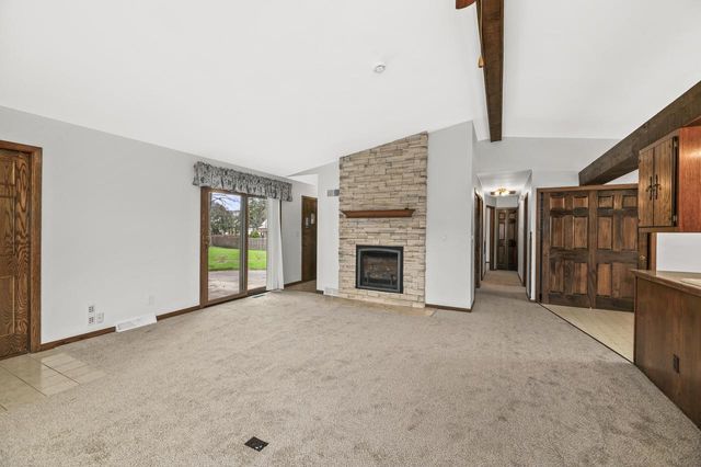 W164N10555 Timberline COURT, Germantown, WI 53022