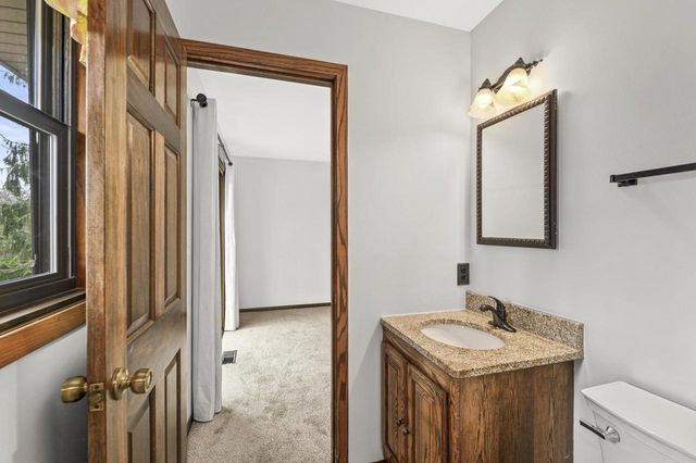 W164N10555 Timberline COURT, Germantown, WI 53022