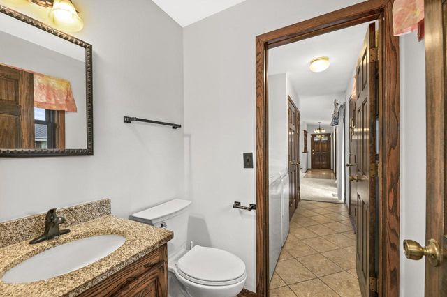 W164N10555 Timberline COURT, Germantown, WI 53022