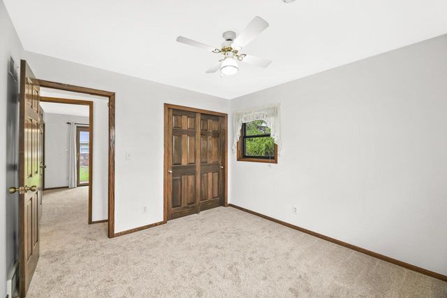 W164N10555 Timberline COURT, Germantown, WI 53022