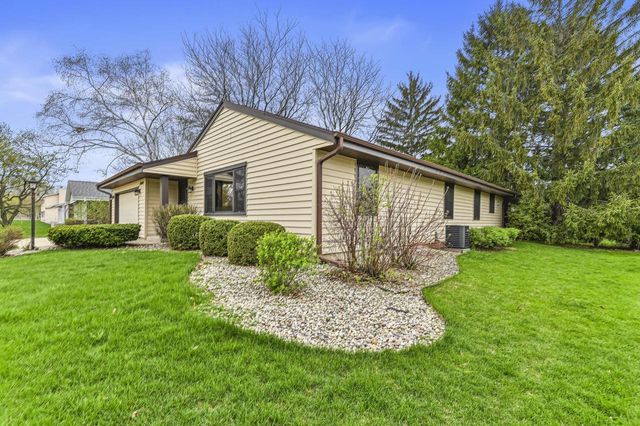 W164N10555 Timberline COURT, Germantown, WI 53022