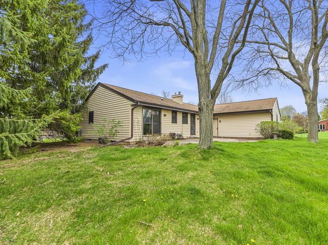 W164N10555 Timberline COURT, Germantown, WI 53022