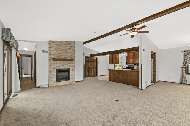 W164N10555 Timberline COURT, Germantown, WI 53022
