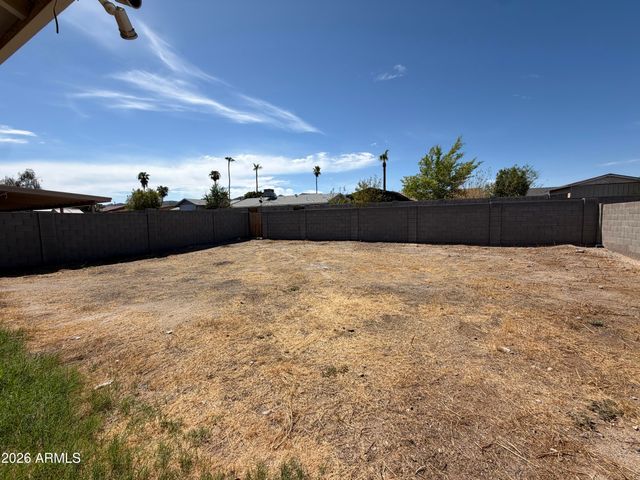 127 W CALDWELL Street, Phoenix, AZ 85041