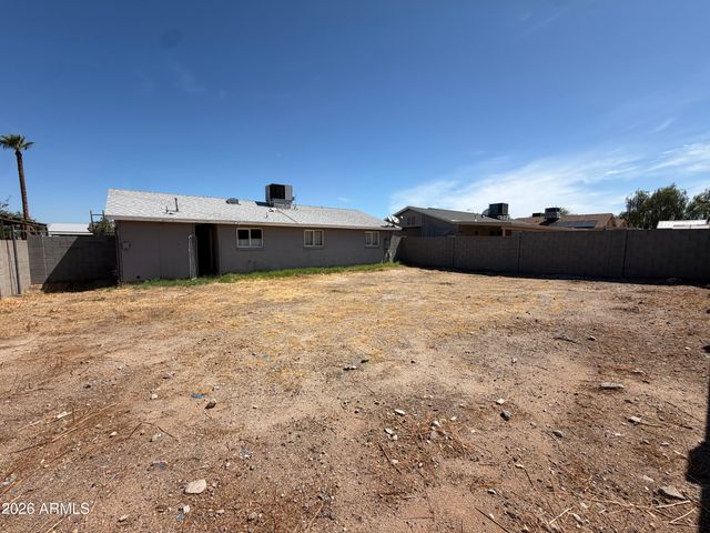 127 W CALDWELL Street, Phoenix, AZ 85041