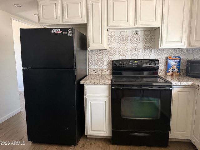 127 W CALDWELL Street, Phoenix, AZ 85041