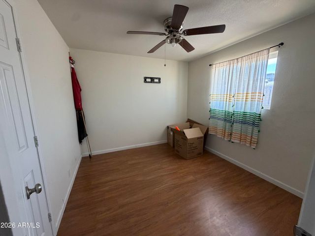 127 W CALDWELL Street, Phoenix, AZ 85041