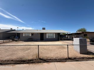 127 W CALDWELL Street, Phoenix, AZ 85041