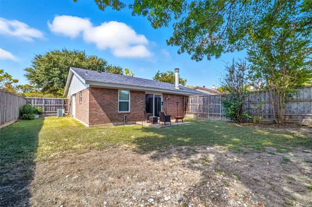 1518 Creekwood Lane, Mesquite, TX 75149