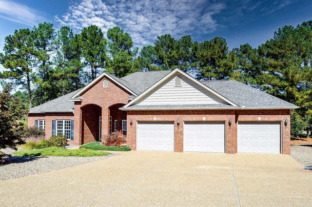 10 Maravilla Way, Hot Springs Village, AR 71909