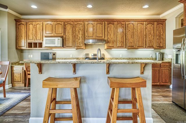 10 Maravilla Way, Hot Springs Village, AR 71909