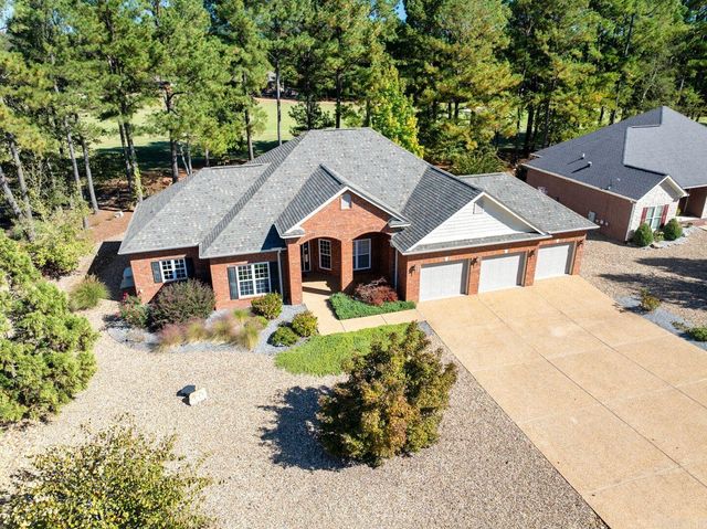 10 Maravilla Way, Hot Springs Village, AR 71909