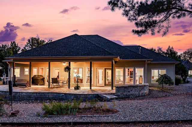 10 Maravilla Way, Hot Springs Village, AR 71909