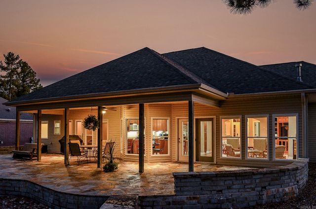 10 Maravilla Way, Hot Springs Village, AR 71909