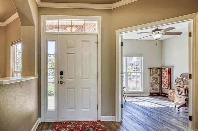 10 Maravilla Way, Hot Springs Village, AR 71909