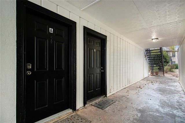 3599 Woodbriar Circle A, Tucker, GA 30084