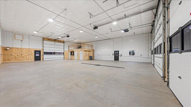 1565 State Highway 71, Abbotsford, WI 56345