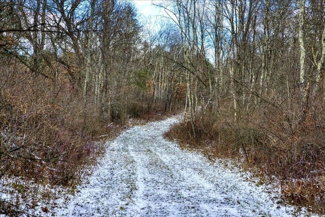 1565 State Highway 71, Abbotsford, WI 56345