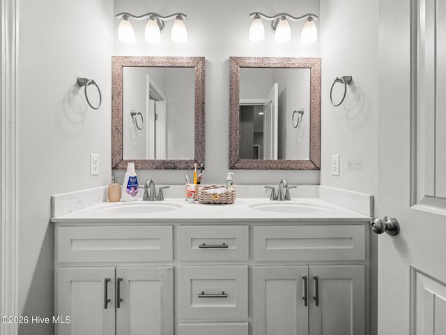 122 Yacht Basin Landing, Hampstead, NC 28443