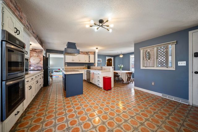 66 Old Derry Road, Londonderry, NH 03053