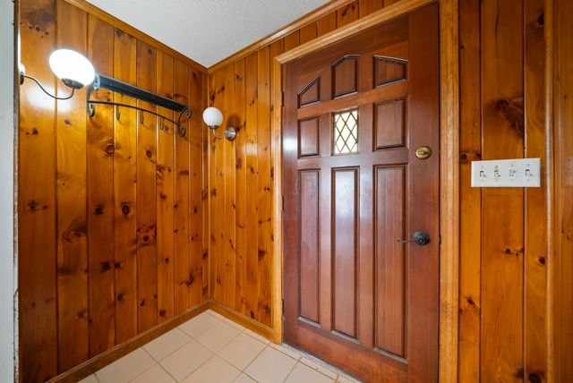 66 Old Derry Road, Londonderry, NH 03053