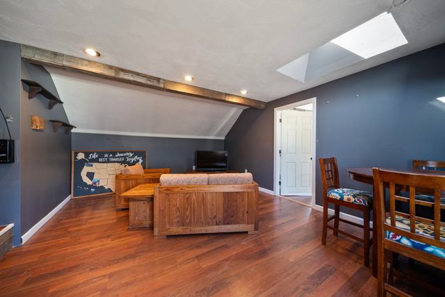 66 Old Derry Road, Londonderry, NH 03053