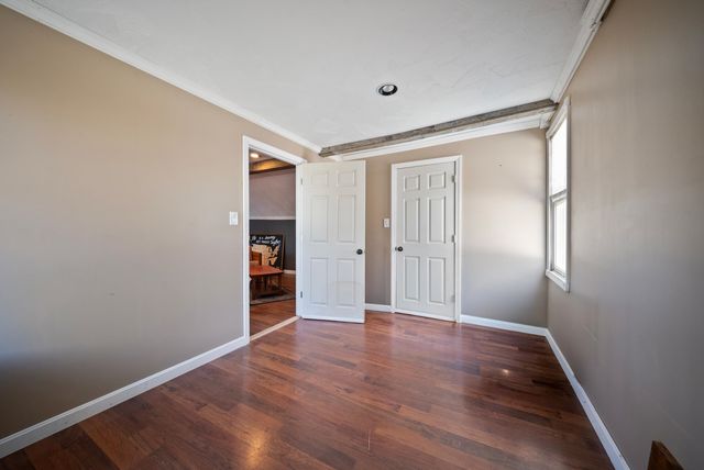 66 Old Derry Road, Londonderry, NH 03053