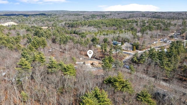 66 Old Derry Road, Londonderry, NH 03053