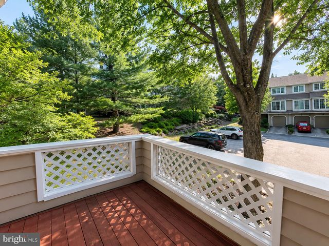 84 ANDOVER CT, Chesterbrook, PA 19087