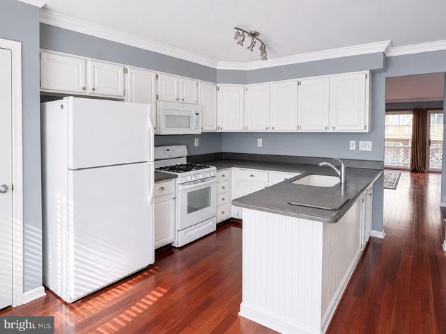 84 ANDOVER CT, Chesterbrook, PA 19087