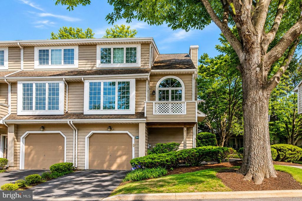 84 ANDOVER CT, Chesterbrook, PA 19087