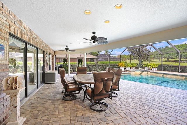 2809 FAIRWAY VIEW DRIVE, Valrico, FL 33596