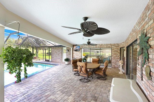 2809 FAIRWAY VIEW DRIVE, Valrico, FL 33596