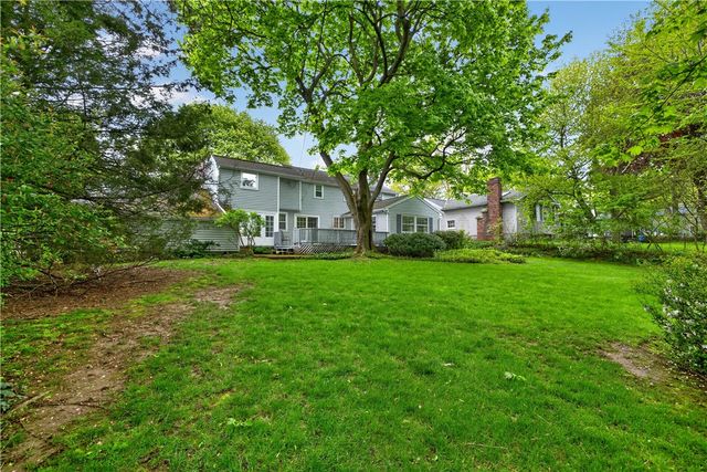 33 Hawley Dr Drive, Webster, NY 14580