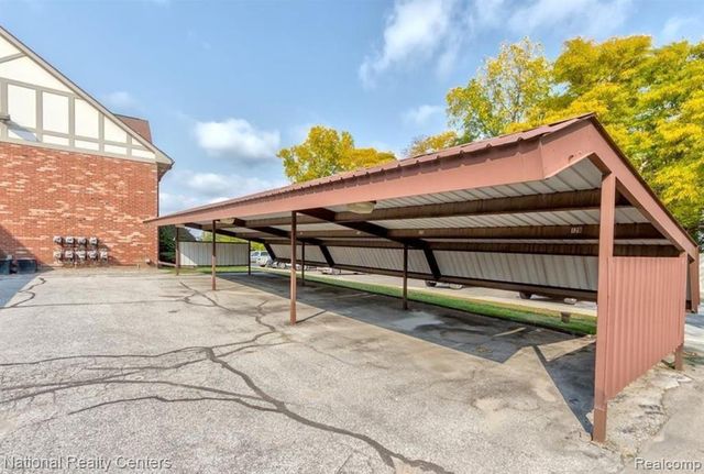 30260 Southfield Rd., Southfield, MI 48076