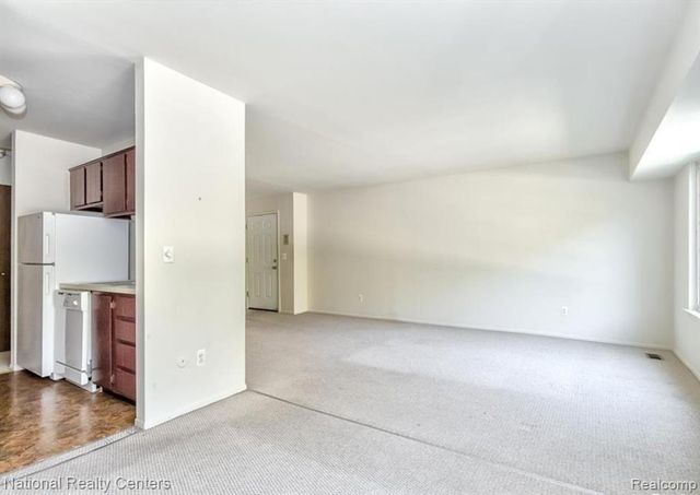 30260 Southfield Rd., Southfield, MI 48076