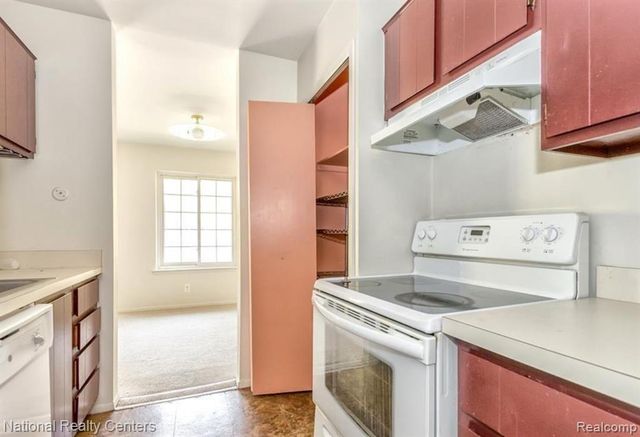 30260 Southfield Rd., Southfield, MI 48076