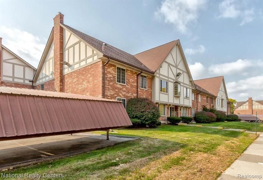 30260 Southfield Rd., Southfield, MI 48076