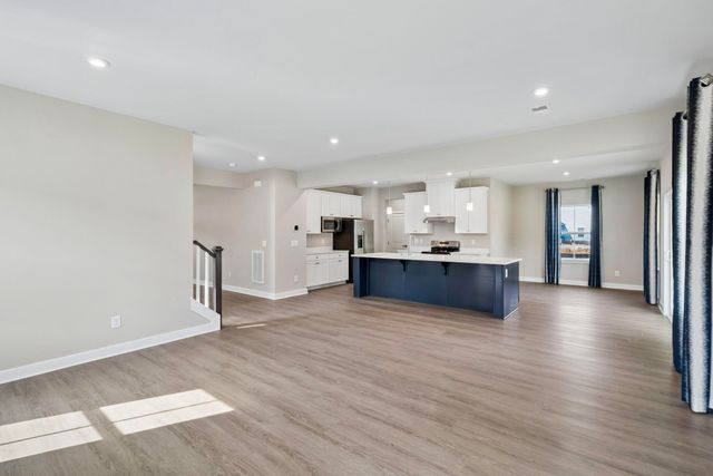 1018 Lacebark Drive, Ridgeville, SC 29472