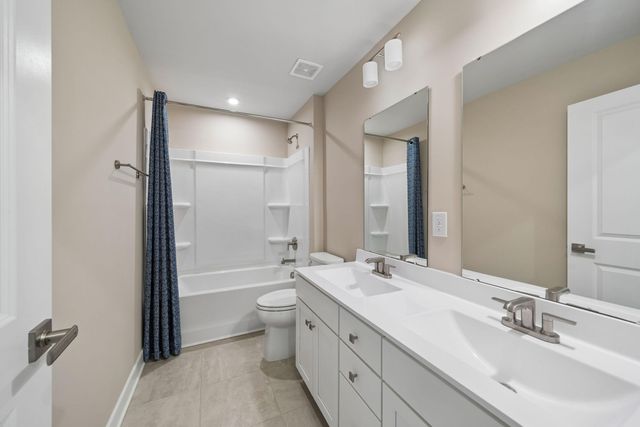 1018 Lacebark Drive, Ridgeville, SC 29472