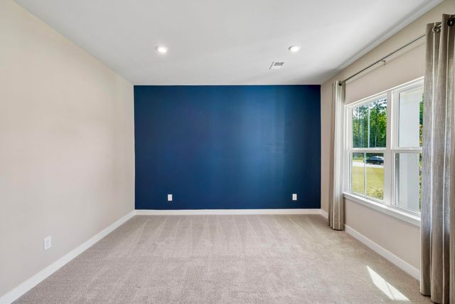 1018 Lacebark Drive, Ridgeville, SC 29472