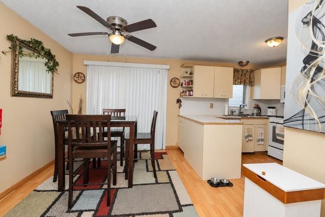 20 Angle St 10, Lowell, MA 01851